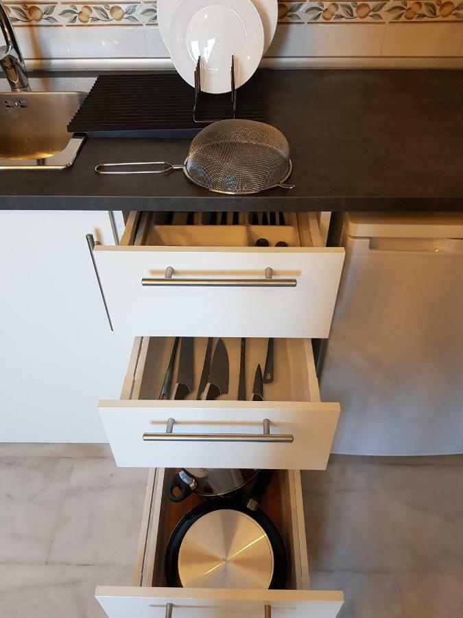 **** Genuar Apartments Malaga Center Екстер'єр фото